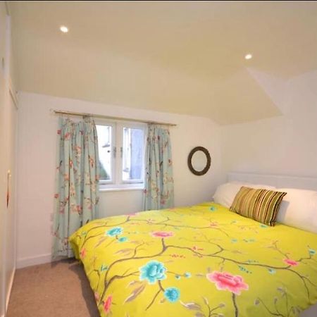 Compact, central apartment, dog friendly. Kingsbridge  Eksteriør billede